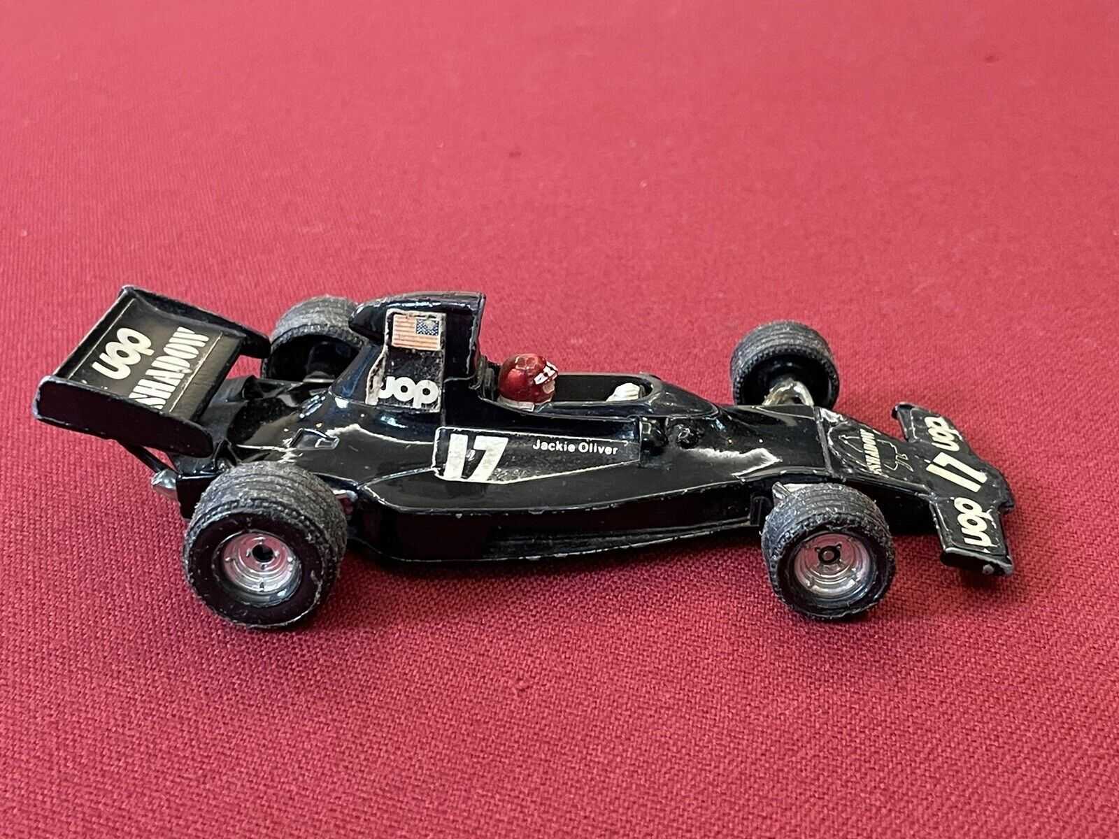 Foto 6 di 9