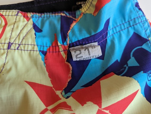 2004 vintage Volcom Grid dry V6S Surfing Shorts boardshorts in 32 - Bild 3 von 6