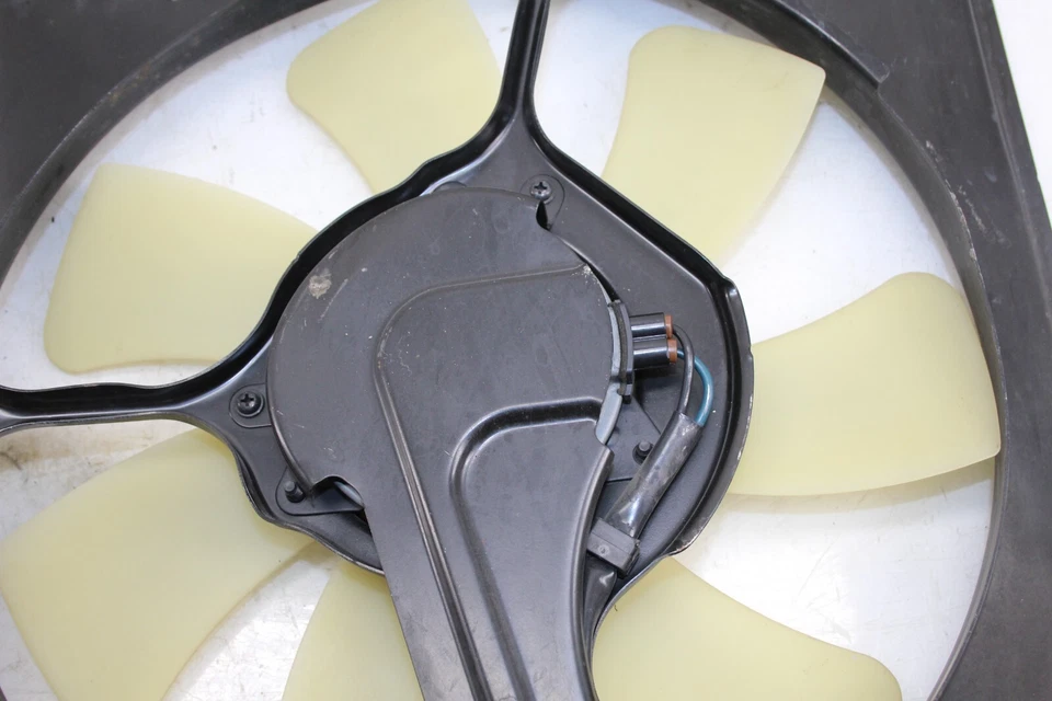 Ventilador radiador derecho Acura TL 2009-2014 OEM FM189 Foto 4 de 4