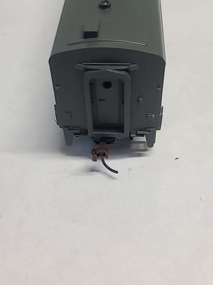 Athearn HO Scale PB1 Dummy New York Central NYC 4303 PA1 B Unit