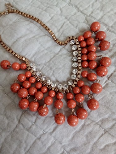 Faux Coral Rhinestones Bib Necklace - Picture 11 of 11