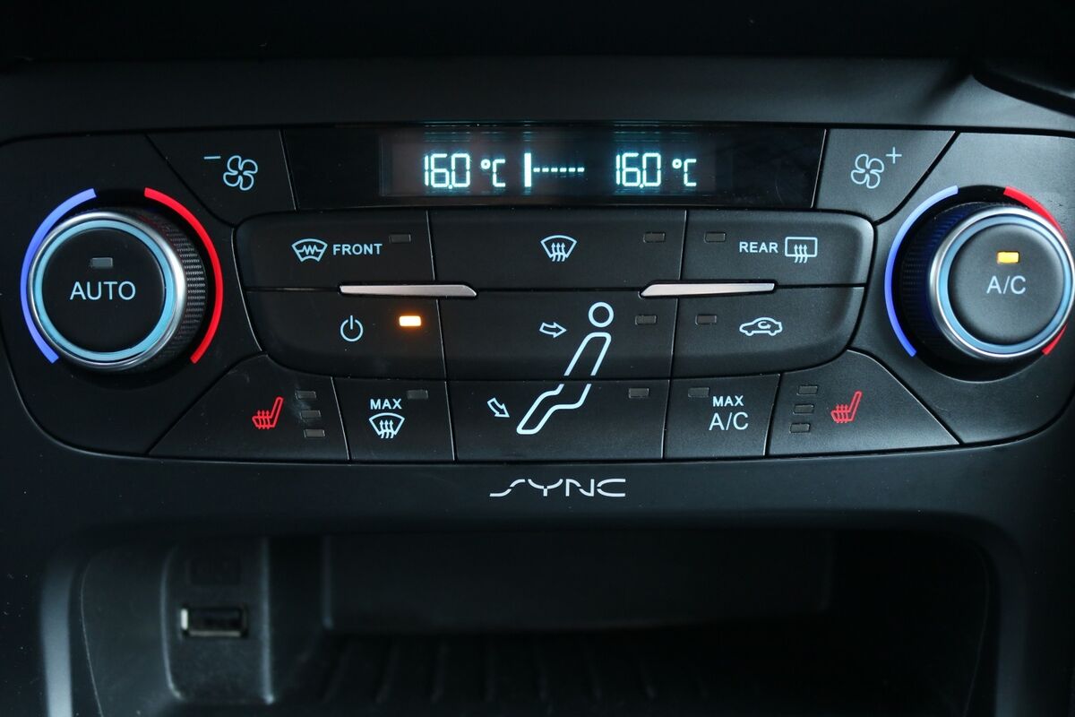 Ford Focus 1,0 SCTi 125 Titanium stc.