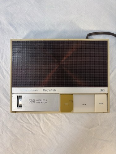 Vintage Realistic Plug’n Talk FM Wireless Intercom Model 43-212A Radio Shack - Picture 2 of 7
