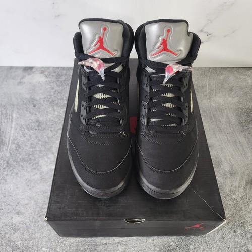Size 11 Air Jordan 5 Retro OG Black Metallic 845035-003 Black/Fire Red Silver - Bild 2 von 8