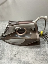 Rowenta Focus 1700W High Pressure Steam flat iron dw5080