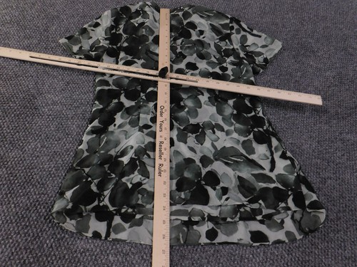 Blusa Coldwater Creek Mujer Pequeña Verde Negra Floral Plisada Top - Imagen 11 de 13