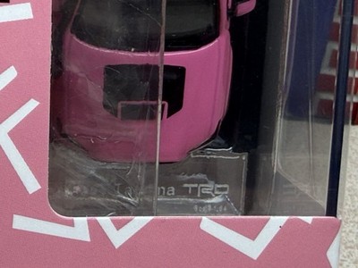 1/64 DiecastTalk Exclusive GCD Toyota Tacoma TRD PRO Pink Taco 1