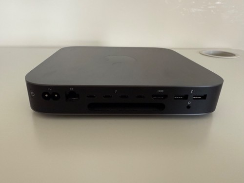 Apple Mac mini (256GB SSE, Intel Core i3, 3.60 GHz, 8 GB) Late 2018 - Picture 4 of 7