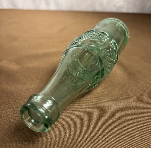 Coca-Cola Coke Green Glass Bottle 12 oz Vintage 1960s Empty w/ Syrup Bottom 1961 - Picture 8 of 13