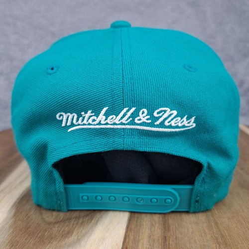 Charlotte Hornets Hat Cap Snap Back Teal Retro Logo Mitchell Ness NBA Basketball - Picture 4 of 9