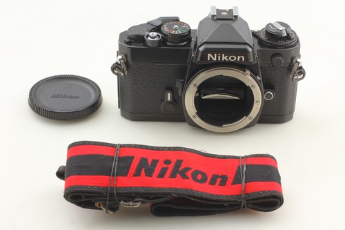 [Fast neuwertig mit Riemen & Kappe] Nikon FE analoge Spiegelreflexkamera schwarz 35 mm Gehäuse aus Japan - Bild 2 von 15