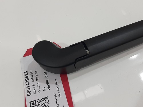 2023 AUDI A3 Mk4 (8Y) Rear WIPER ARM - Picture 2 of 6