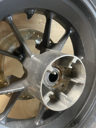 2022 Harley Davidson Sportster S 1250 Complete Rear Wheel 16” With Tyre + Disc - Picture 4 of 12