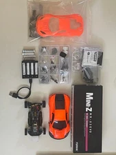 Kyosho MINI-Z MR-03 EVO w/ 8500KV Motor, McLaren 12C Body, Spare Body