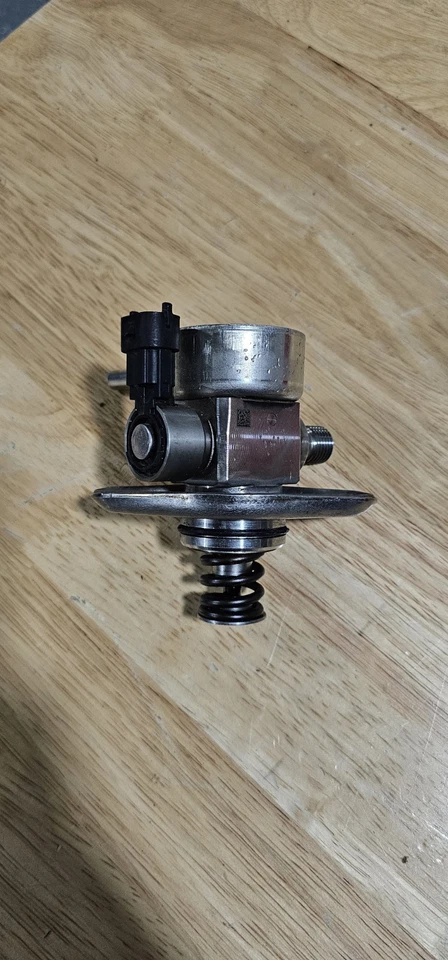 18 - 21 Kia Stinger GT High Pressure Fuel Pump 3.3L OEM - Image 2 of 4