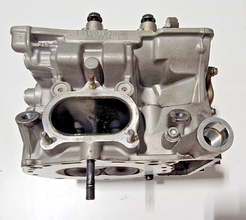 Rear Vertical Cylinder Head Assembly w/ Camshafts 2014 Ducati Panigale 899 - Picture 8 of 18