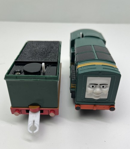 Thomas & Friends Paxton Motorized Train & Emily Cart 2010 VIDEO Read Description - Picture 2 of 10