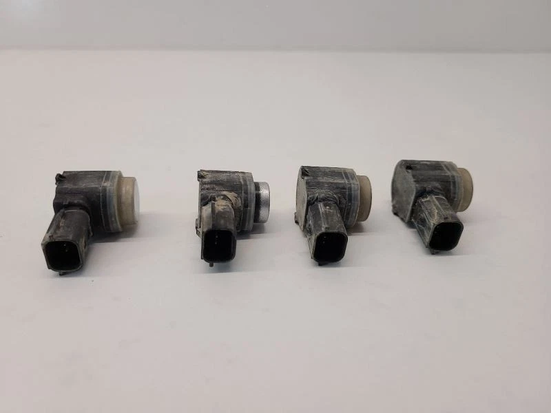 2016 FORD EXPLORER REAR BUMPER PARKING SENSORS X4 - Image 2 of 4