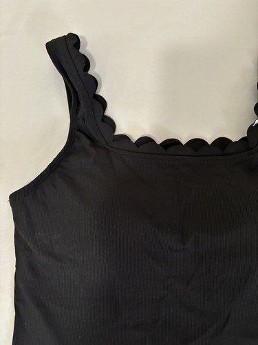 V For City Women Built In Bra Shirt- Tank Black Size L Brand New With tags - Picture 2 of 8
