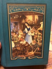 Vintage Snow White 300 Piece Puzzle In Book Box