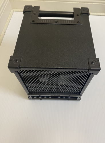 Roland CM-30 CUBE Portable Active Monitor 30W 6.5 inch 2-way Great Condition! - Picture 6 of 7
