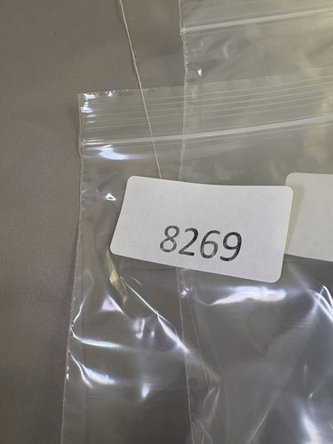 (2) Juego de 3 bolígrafos de gel blancos clásicos Sakura Gelly Roll 57454 nuevos - Imagen 6 de 8