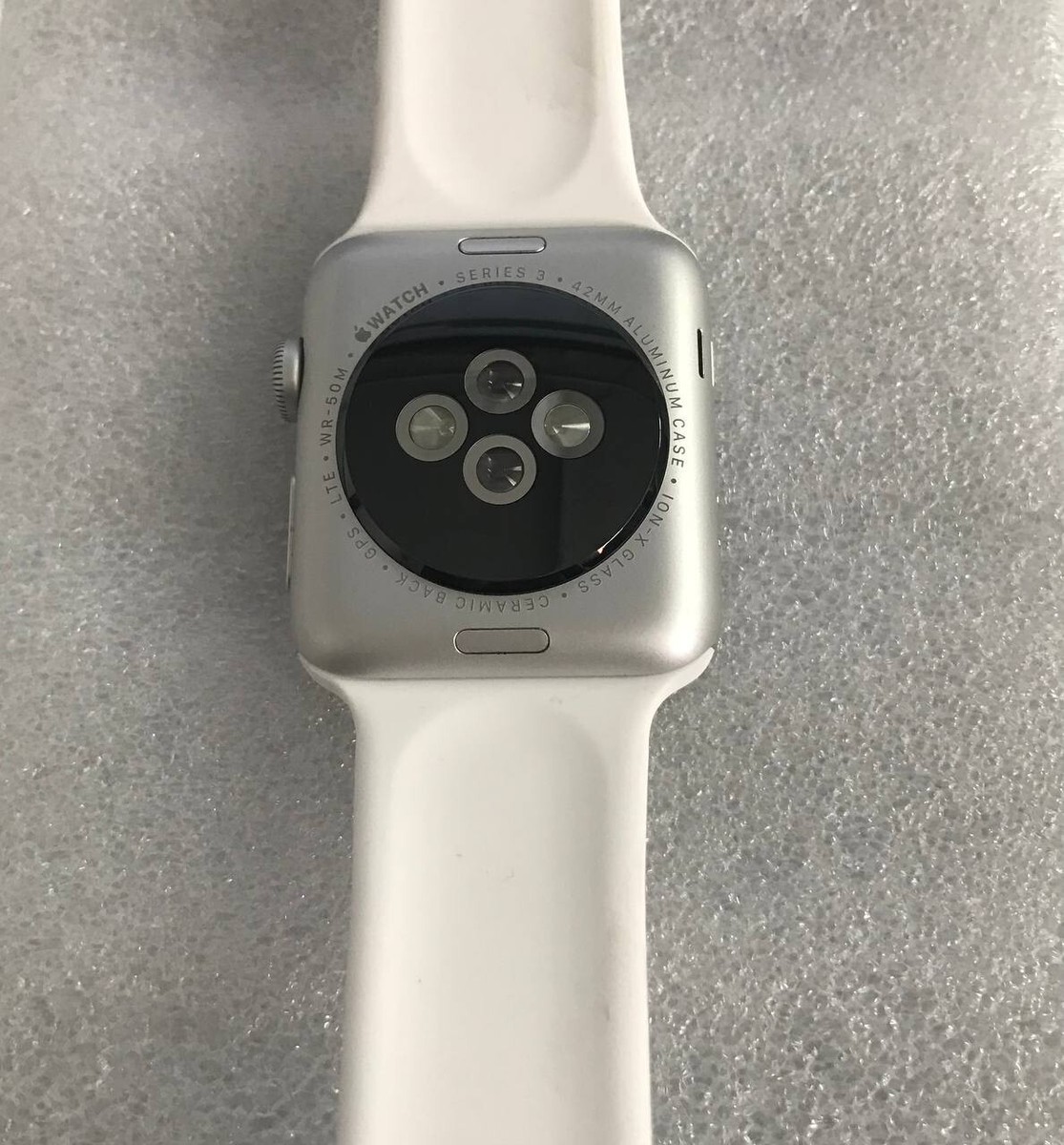 Apple Watch - Apple Watch　シリーズ3 Amazon.co.jp: Apple Watch Series 3 (GPS). : Electronics