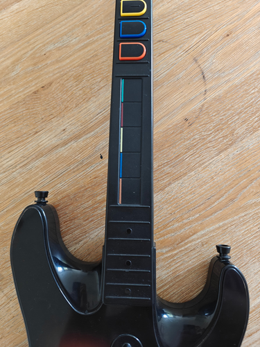 Guitar Hero Wii Sunburst controller 4x games TESTED WORKING Metallica 3 5 Tour - Picture 6 of 24