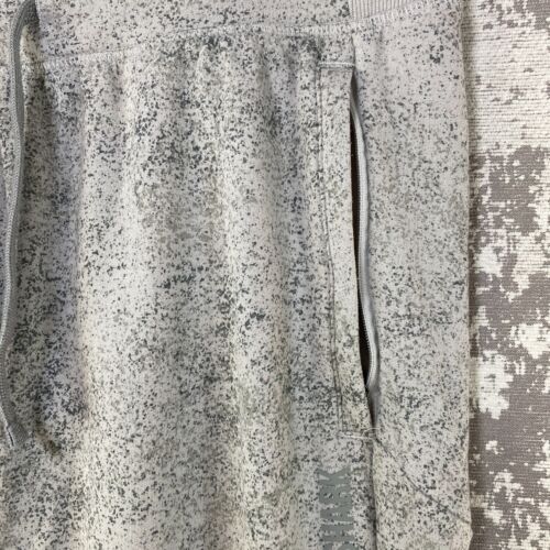 Gymshark Joggers Mens Large Gray Tapered Workout Gym Sweatpants - Picture 3 of 10