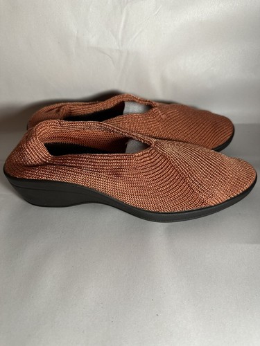 NIB Arcopedico Womens EU 42 US Portugal Mailu Slip On Wedge Shoes Brick Vegan - Picture 3 of 6