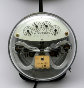 Antique-General-Electric-220-Watthour-Electrical-Induction-Meter-GE-I-14