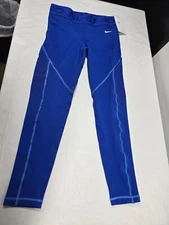 Nike Pro Tight Fit Mid Rise 7/8 Leggings with Pockets Women’s Size S Blue FN4151