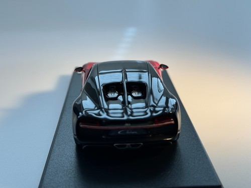 LookSmart Bugatti Chiron 1:43 LS459B Nocturne / Italian Red Rarität #303 - Bild 14 von 20