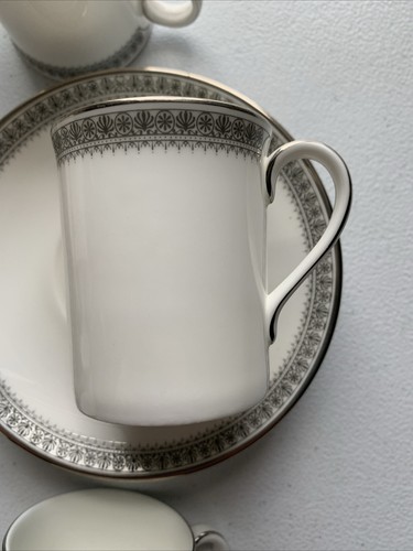 Royal Doulton Ravenswood Demitasse Tasse & Untertasse Bone China England 7-teiliges Set - Bild 2 von 17