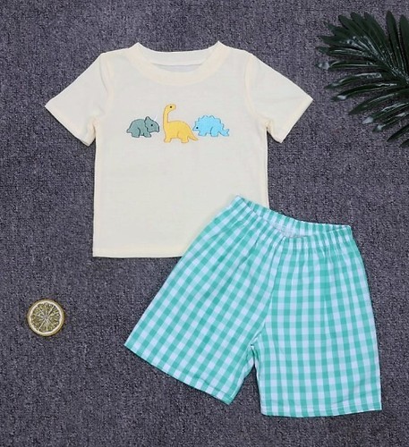 NEW Boutique Dinosaur Embroidered Boys Shorts Outfit Set - Picture 7 of 11