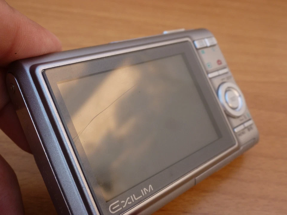 Casio EXILIM ZOOM EX-Z75PK 7.2MP Digital CameraTested - Image 4 of 4