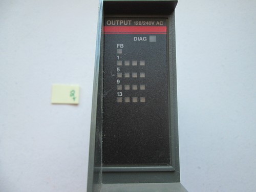 GIDDINGS LEWIS MODULE PIC900 502-03551-00R2 OUTPUT 120/240 AC (115) - Picture 4 of 8