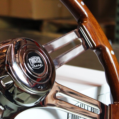 18" Dark Steering Wheel 4 Spoke Rivet Freightliner Kenworth Peterbilt - BLEM - Picture 5 of 7
