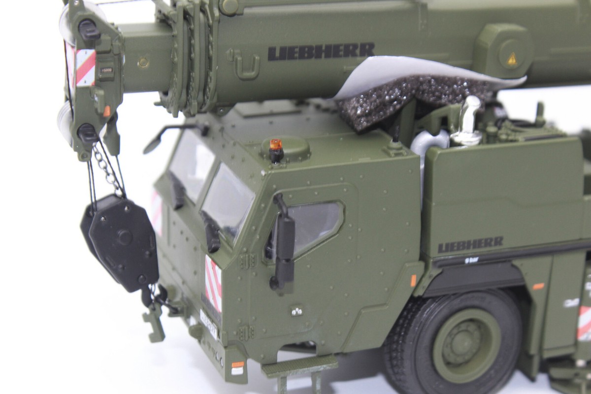 WSI 1/50 LIBEHERR LTM1090-4.2 軍用 $_1.JPG?set_id=8800005007