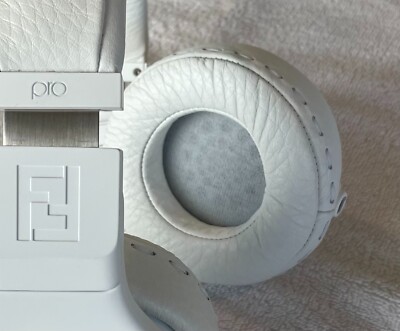 Beats x Fendi Beats Pro, White | eBay Beats x Fendi Beats Pro, White | eBay
