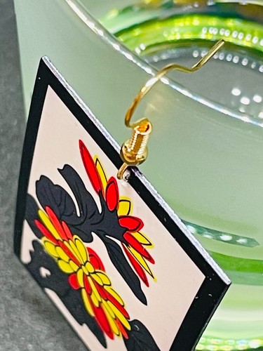 Japanese Jewelry Earrings chrysanthemum Hana Fuda September kimetsu mint - Picture 7 of 12