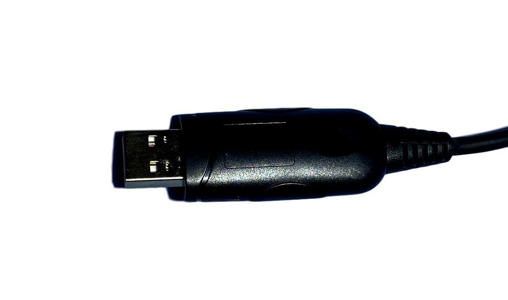 Vertex USB Programming Cable & Software VX-261 & VX-264