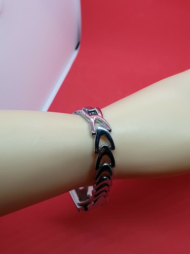 ladies bk-a-044 silver tone bracelet dress watch,pink sheen face,crystal set.#70 - Picture 8 of 8