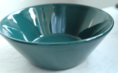°°° ARABIA IITTALA FINNLAND TEEMA DUNKELGRÜN SALATSCHALE KLEIN D/H=14,5/5,3 CM°°
