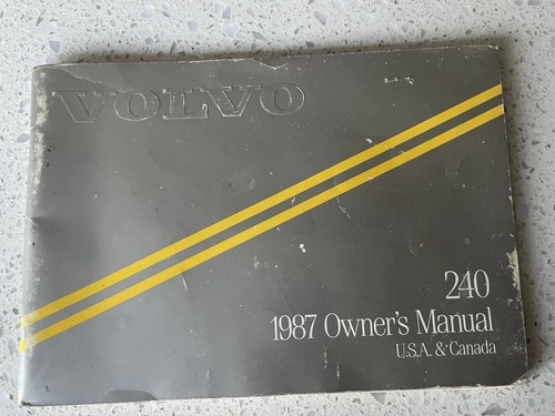1987 VOLVO 240 WAGON SEDAN GL DL OWNERS MANUAL WITH THE VOLVO ORIGINAL POUCH OEM - Picture 2 of 23