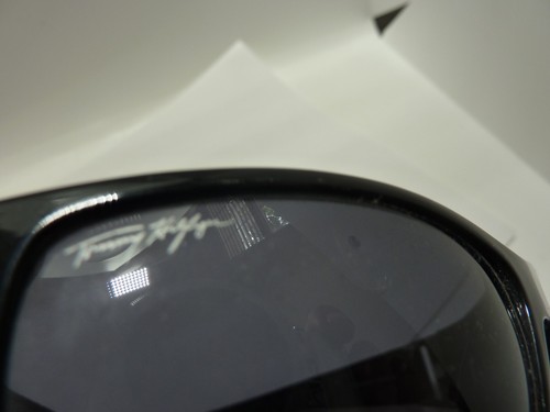 VTG Tommy Hilfiger TH8105 BLK-3 Rectangular Sunglasses 61 15-127 Men’s - Picture 2 of 9