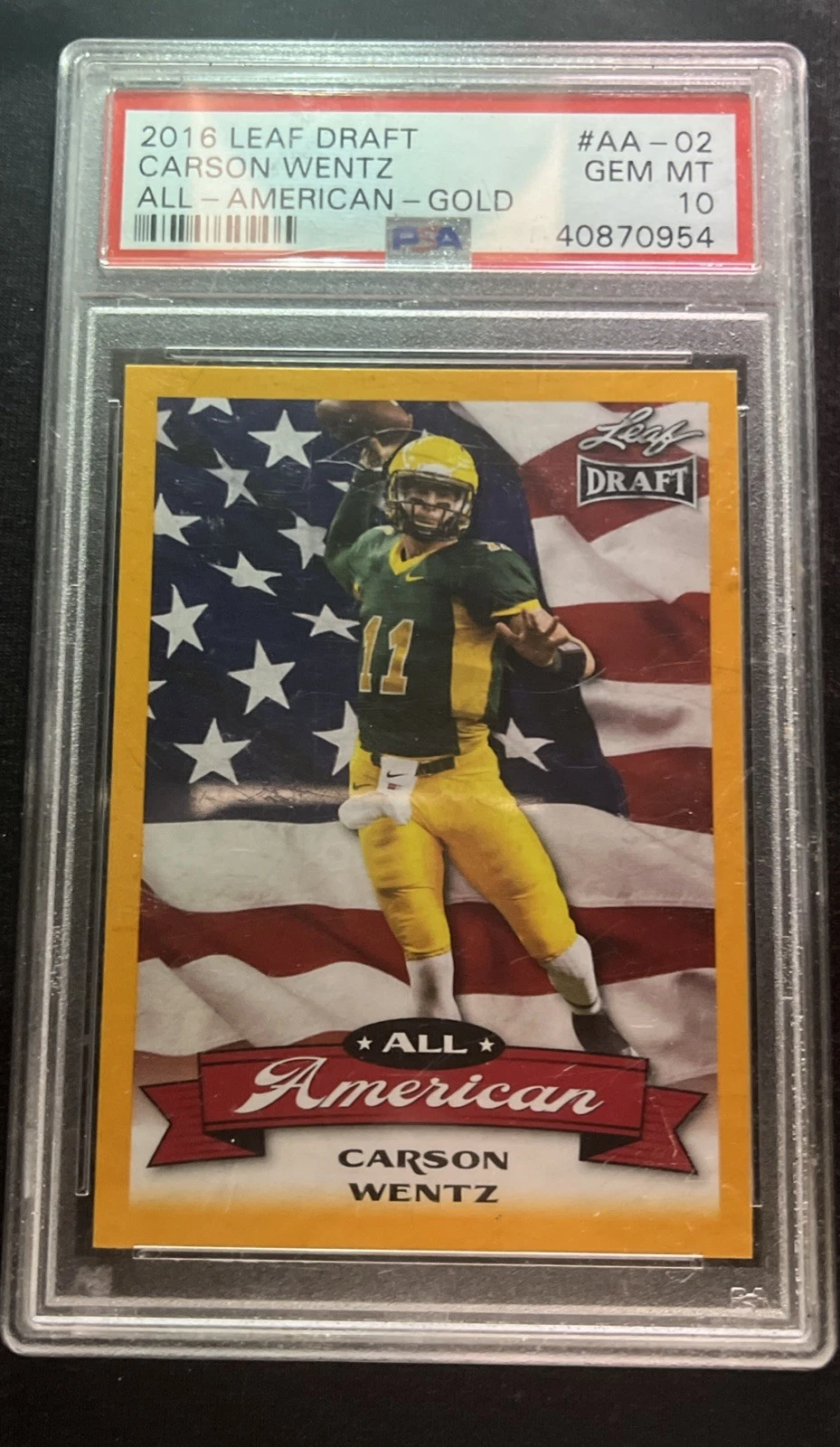 Carson Wentz Leaf Draft All-American #AA02 Base