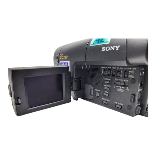 Sony Handycam CCD-TRV112 Video8 Video Camera 8mm Camcorder + Case - Picture 12 of 13