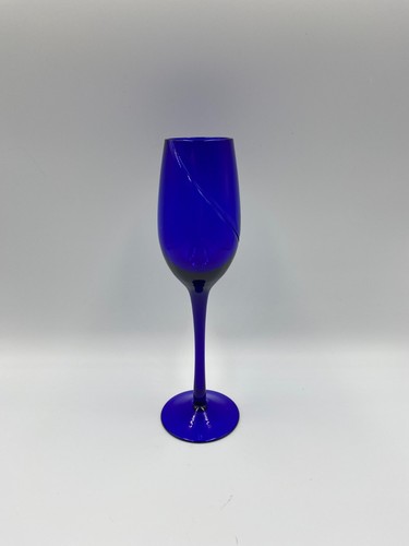Rare Vintage Hand Blown Twisted Cut Cobalt Blue. Long Stemmed Champagne Flute - Picture 3 of 3
