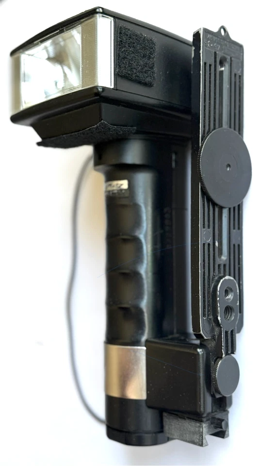 METZ 45 CT-1 FLASH WITH SYNC FOR SLR & MEDIUM FORMAT FILM CAMERA MADE IN GERMANY - Image 2 of 4